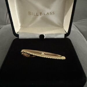 Bill Blass Gold Tie Clip